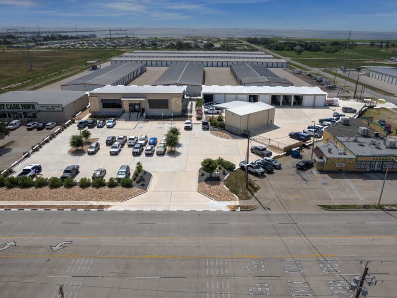 1409 Waldron Rd, Corpus Christi, TX à vendre - Photo du bâtiment - Image 2 de 6