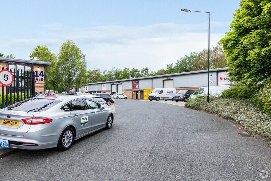 Riverside Rd, Sunderland à louer - Photo du bâtiment - Image 2 de 2