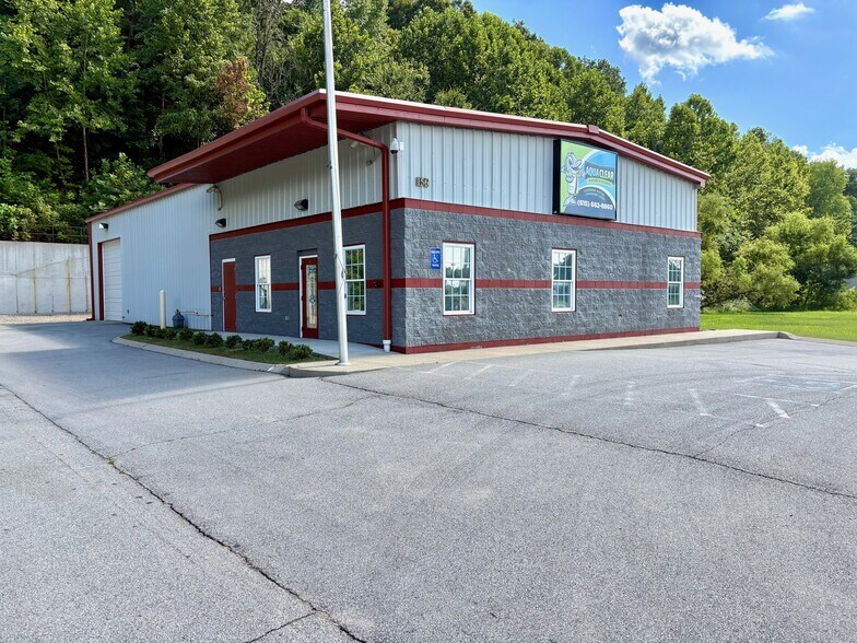 156 Petro Rd, Kingston Springs, TN à louer - Photo du bâtiment - Image 1 de 7