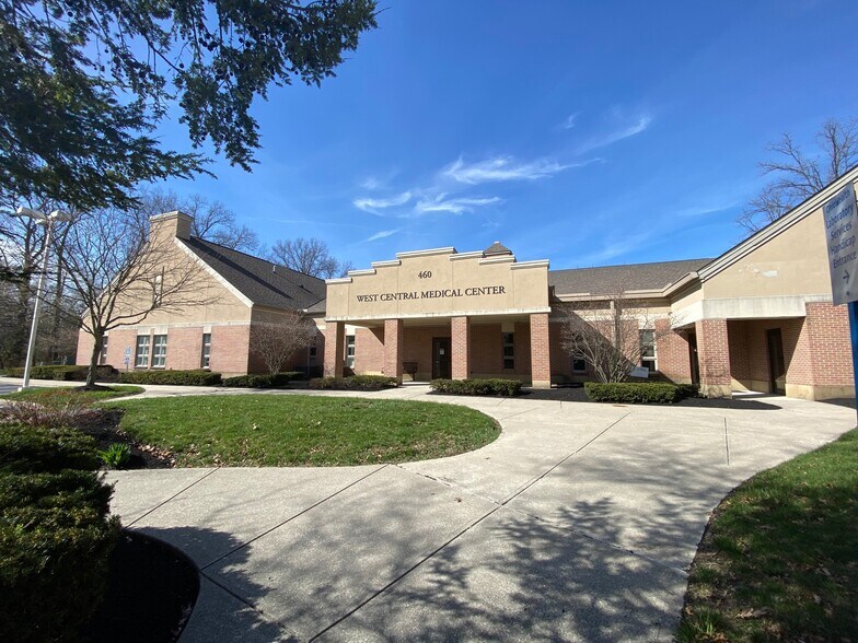 454 W Central Ave, Delaware, OH à vendre - Photo du bâtiment - Image 3 de 11