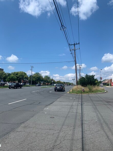 4401 Carrico Dr, Annandale, VA à vendre - Autre - Image 3 de 3