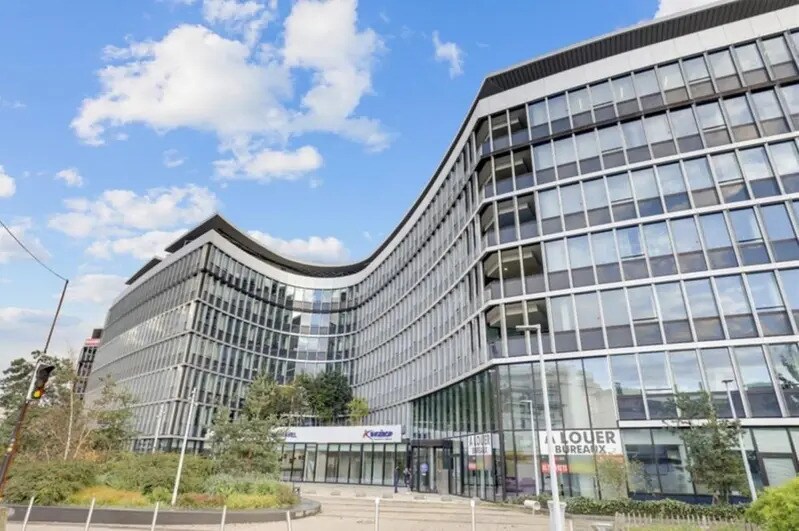 18-20 Rue Des Deux Gares, Rueil-Malmaison à louer Photo du bâtiment- Image 1 de 49