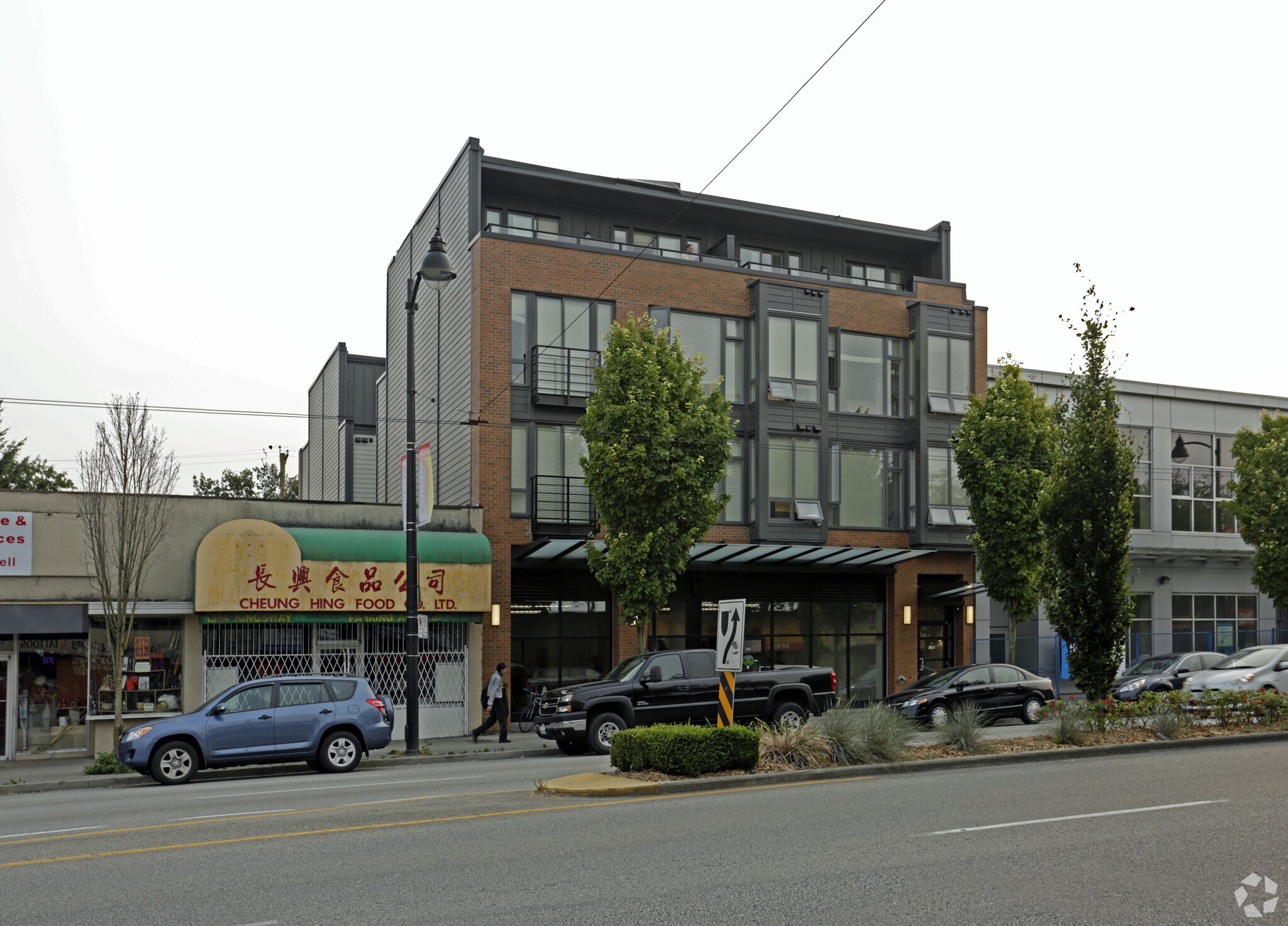 1350-1356 Kingsway, Vancouver, BC à vendre Photo principale- Image 1 de 1