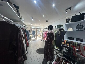 Plus de détails pour Commerce de détail à louer