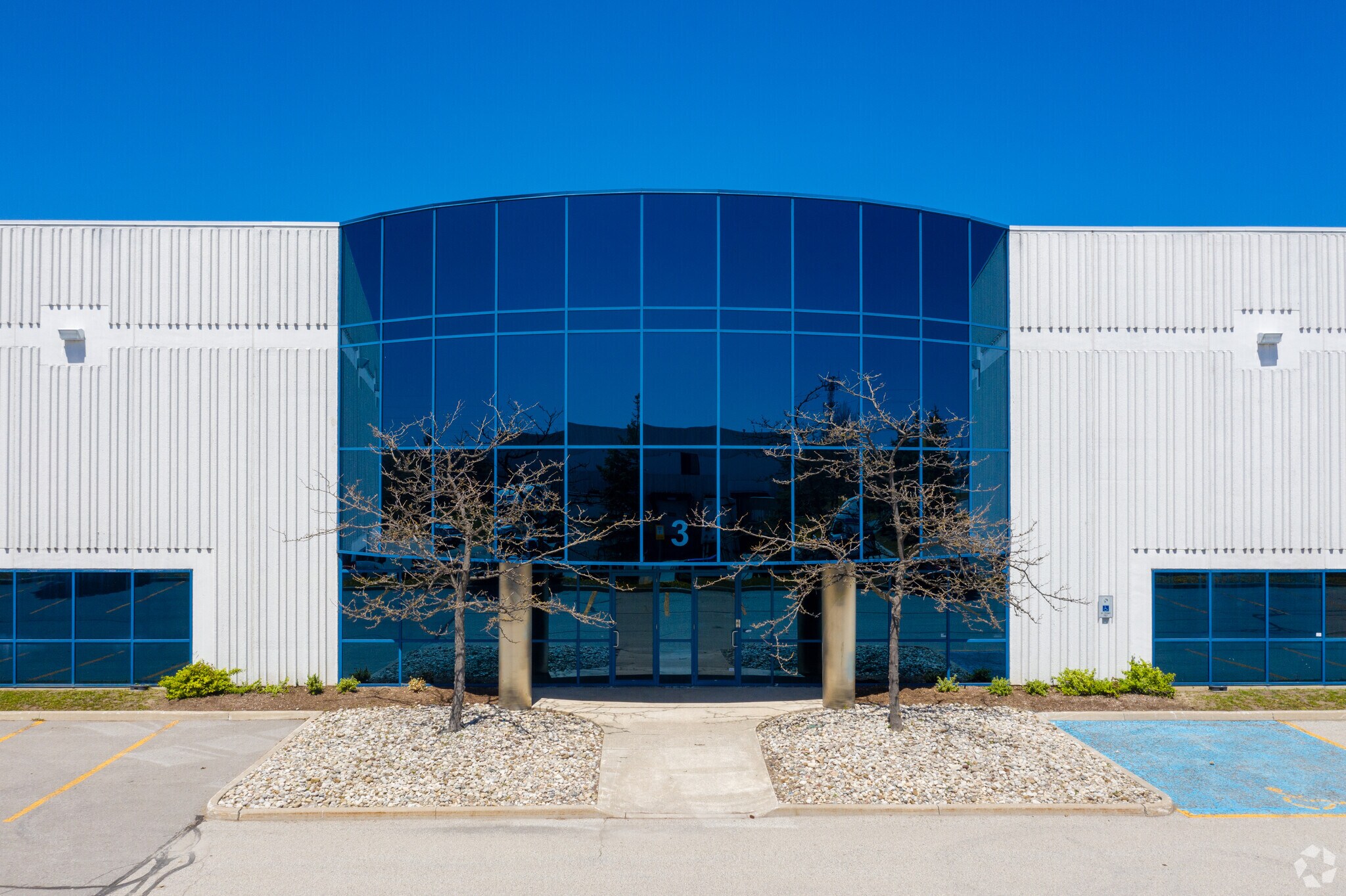 1049 Squires Beach Rd, Pickering, ON for sale Primary Photo- Image 1 of 1