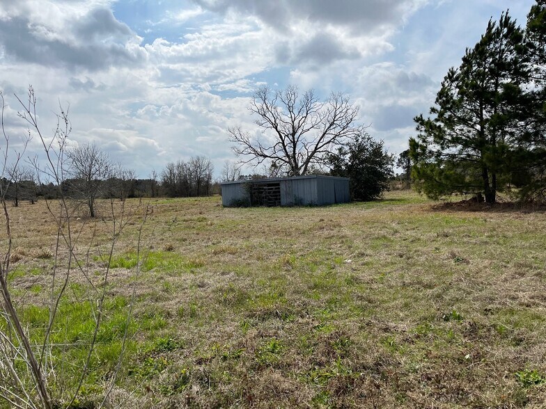 6377 Highway 36, Sealy, TX à louer - Photo du bâtiment - Image 2 de 6