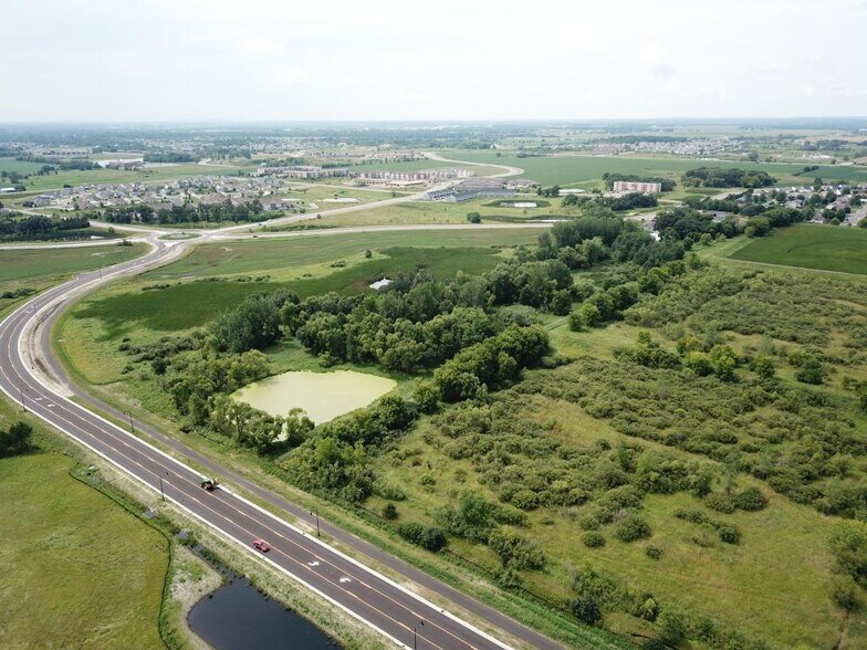 Xxx 4th Ave, Sartell, MN à vendre - Photo du bâtiment - Image 3 de 6