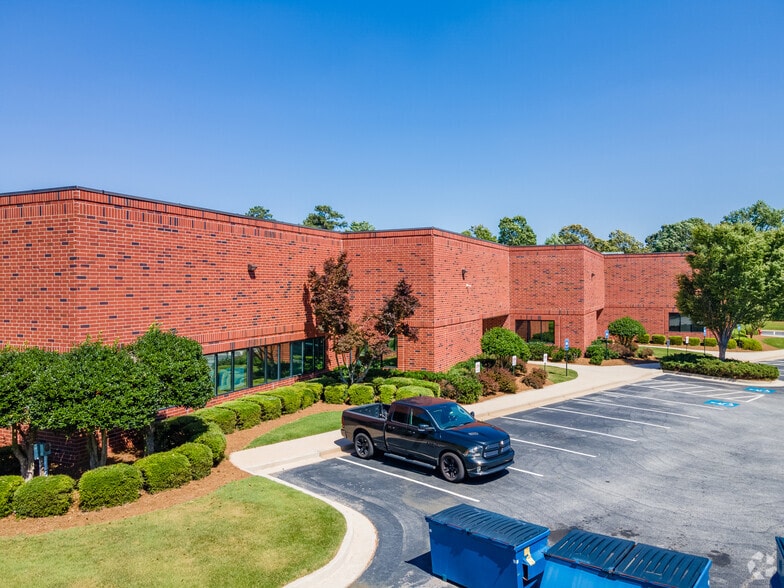 2192 Eastview Pkwy, Conyers, GA à vendre - Photo du bâtiment - Image 3 de 6