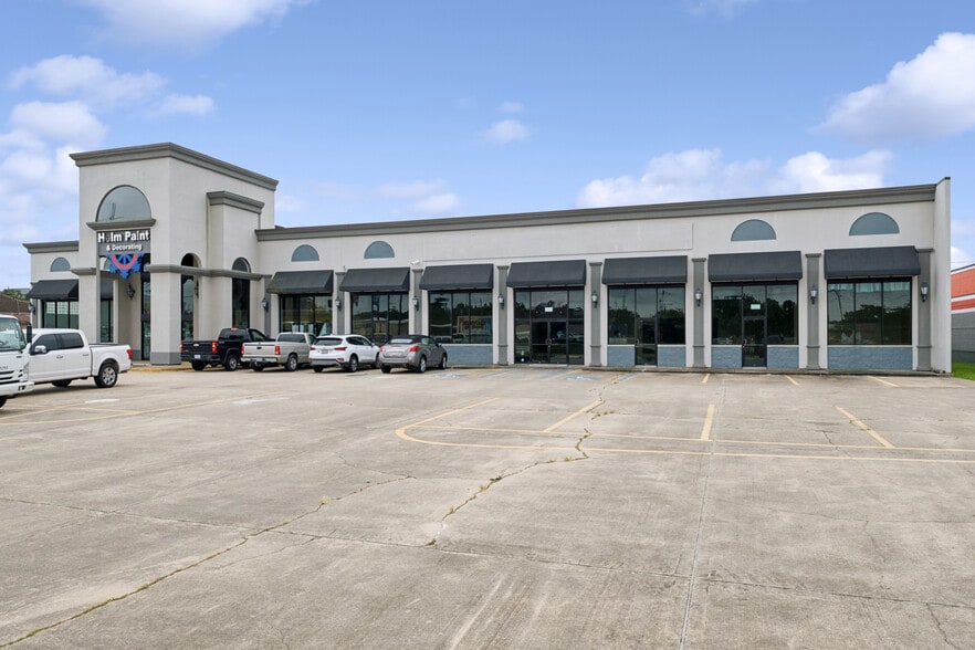 8180 Earhart Blvd, New Orleans, LA for lease - Building Photo - Image 2 of 13
