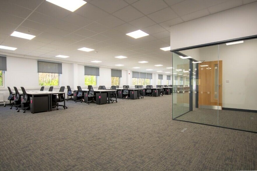 William Armstrong Dr, Newcastle Upon Tyne à louer - Photo intérieure - Image 2 de 43