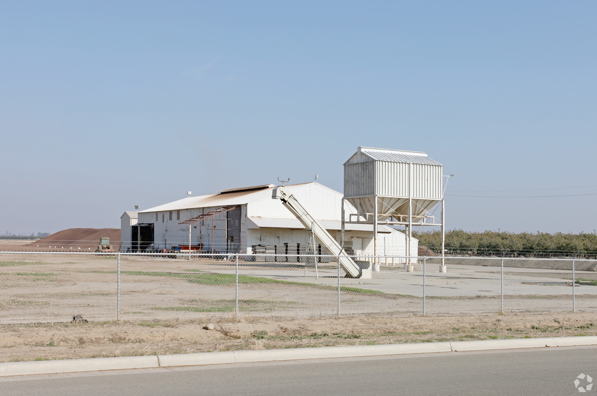 10386 Iona Ave, Hanford, CA à vendre Photo principale- Image 1 de 4