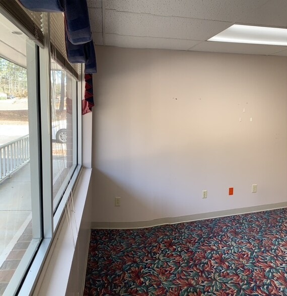 208 Gordon St, Washington, GA for lease - Building Photo - Image 3 of 9