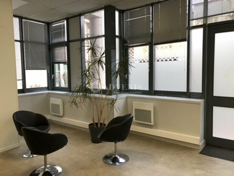Office in Nancy for lease - Interior Photo - Image 1 of 12