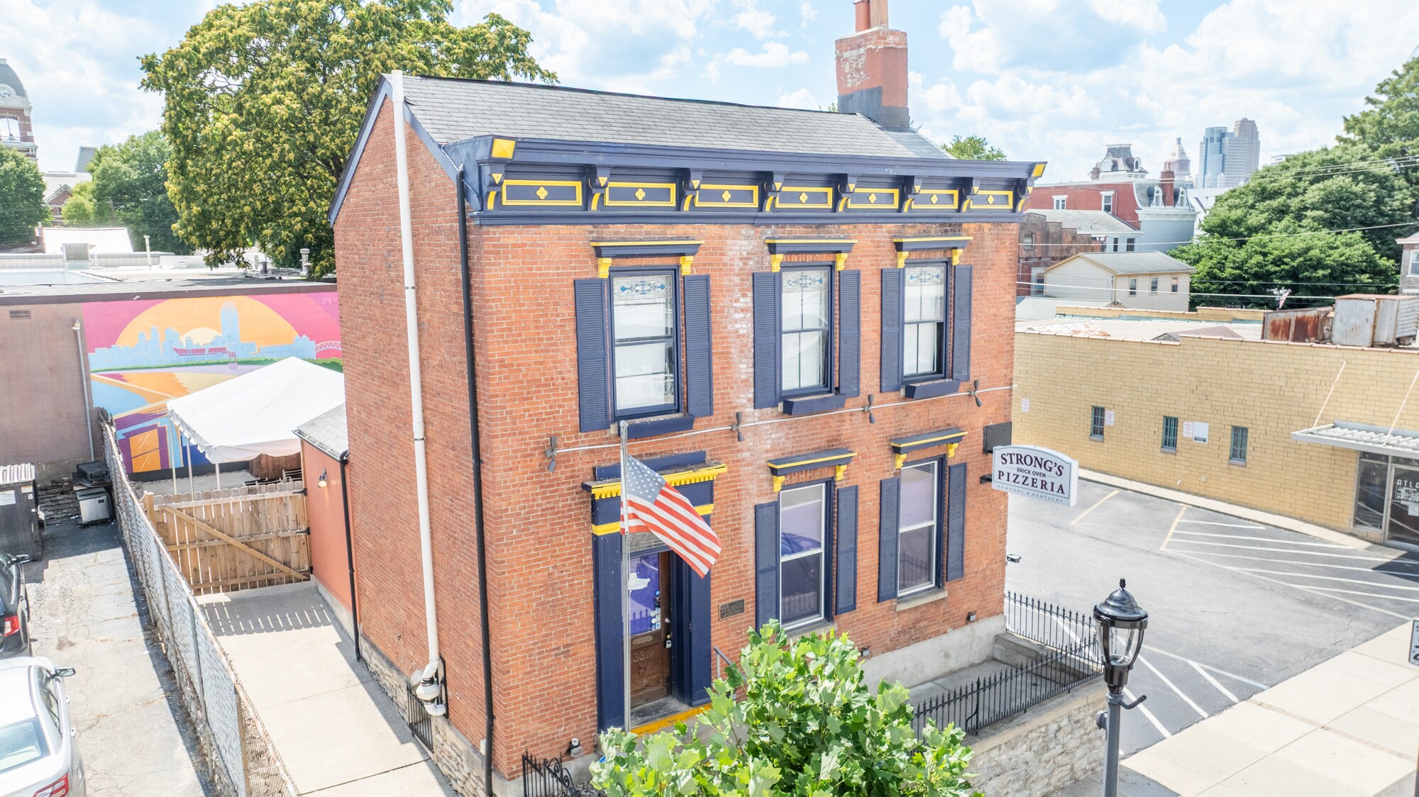 336 Monmouth St, Newport, KY à vendre Photo du bâtiment- Image 1 de 45