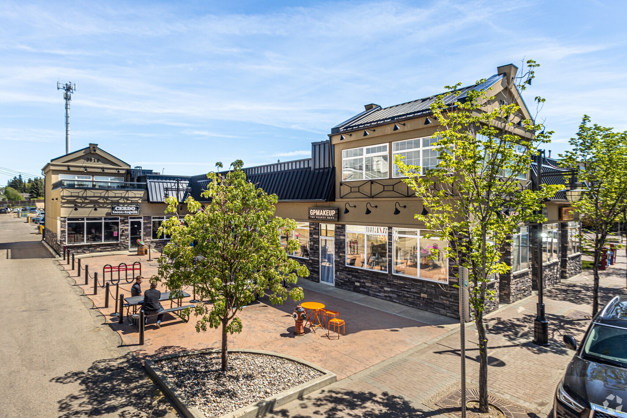 15 Perron St, St. Albert, AB à vendre Photo du bâtiment- Image 1 de 1