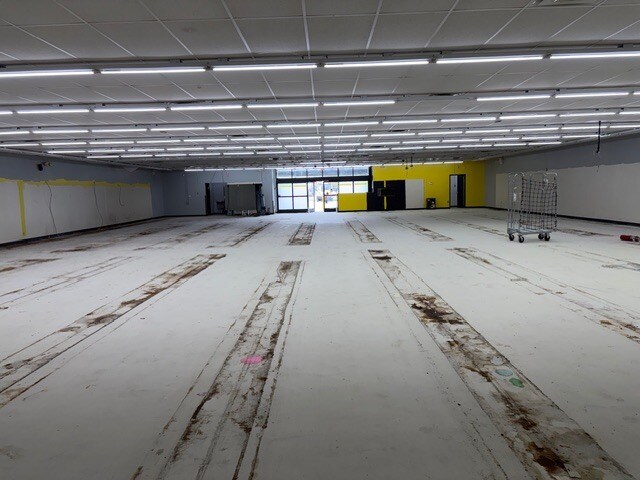 4770 Hooper Rd, Baton Rouge, LA à louer - Photo du bâtiment - Image 2 de 7