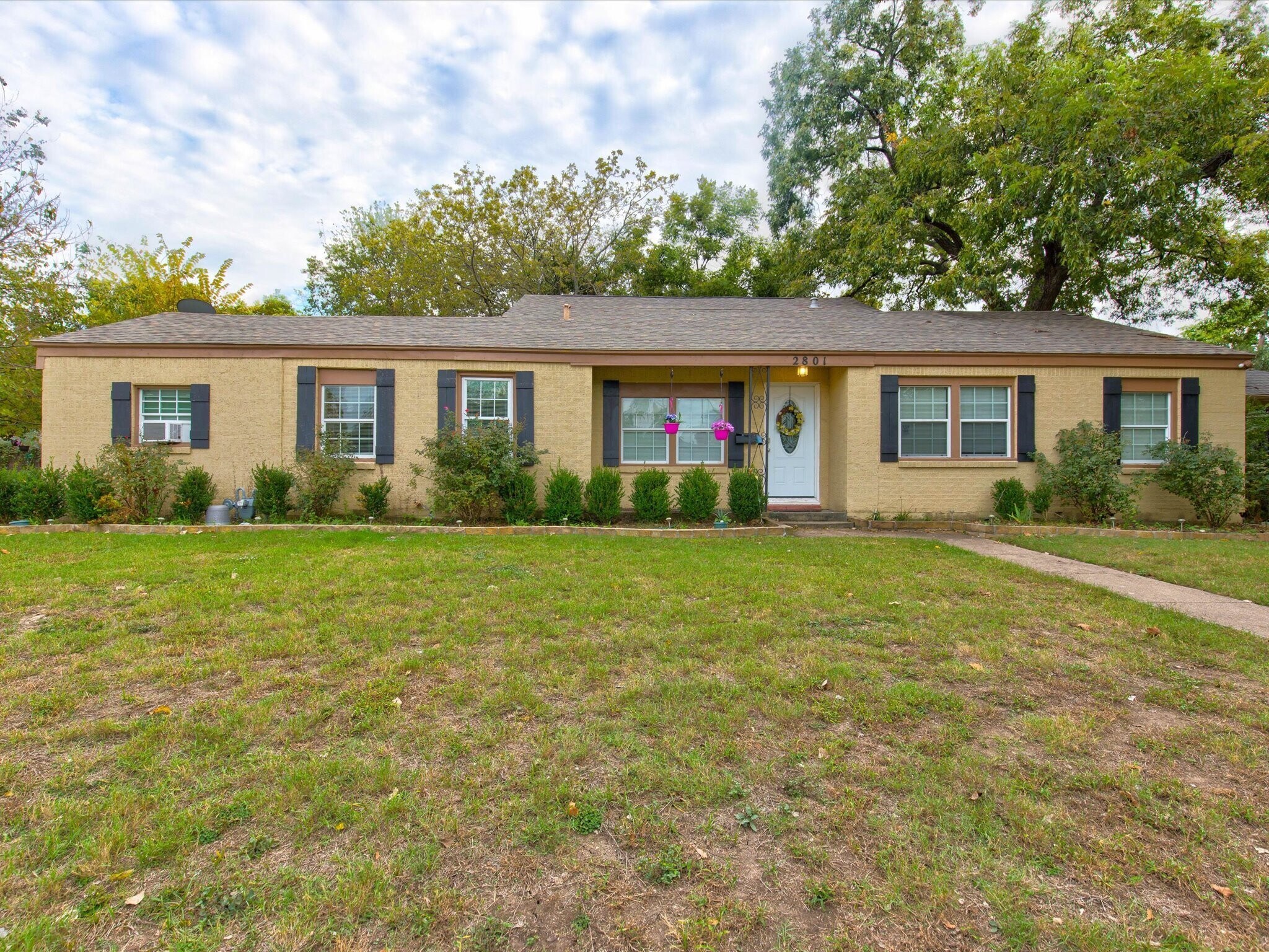 2801 W Biddison St, Fort Worth, TX à vendre Photo principale- Image 1 de 9