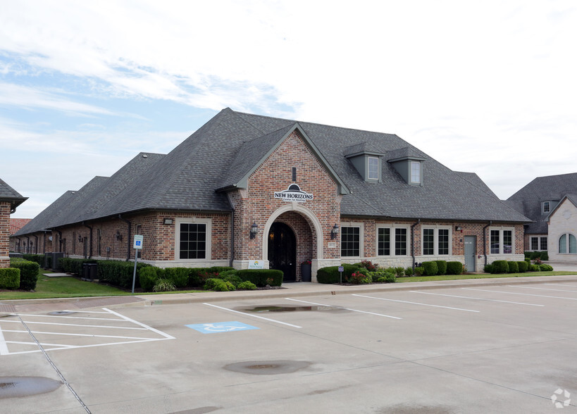 4817 Medical Center Dr, McKinney, TX à vendre - Photo du bâtiment - Image 1 de 1