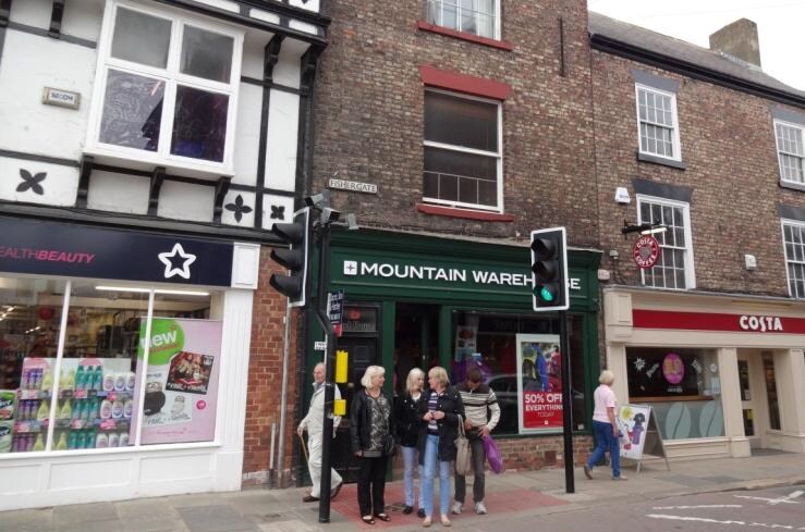 2 Fishergate, Ripon for lease - Building Photo - Image 2 of 8