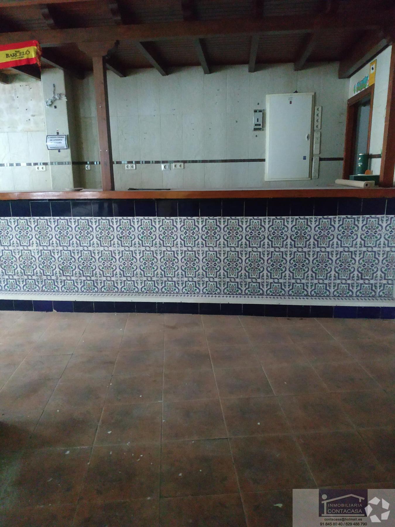 Retail in Colmenar Viejo, Madrid for lease Interior Photo- Image 1 of 3