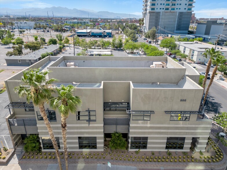 900 S 4TH St, Las Vegas, NV for sale - Building Photo - Image 1 of 1