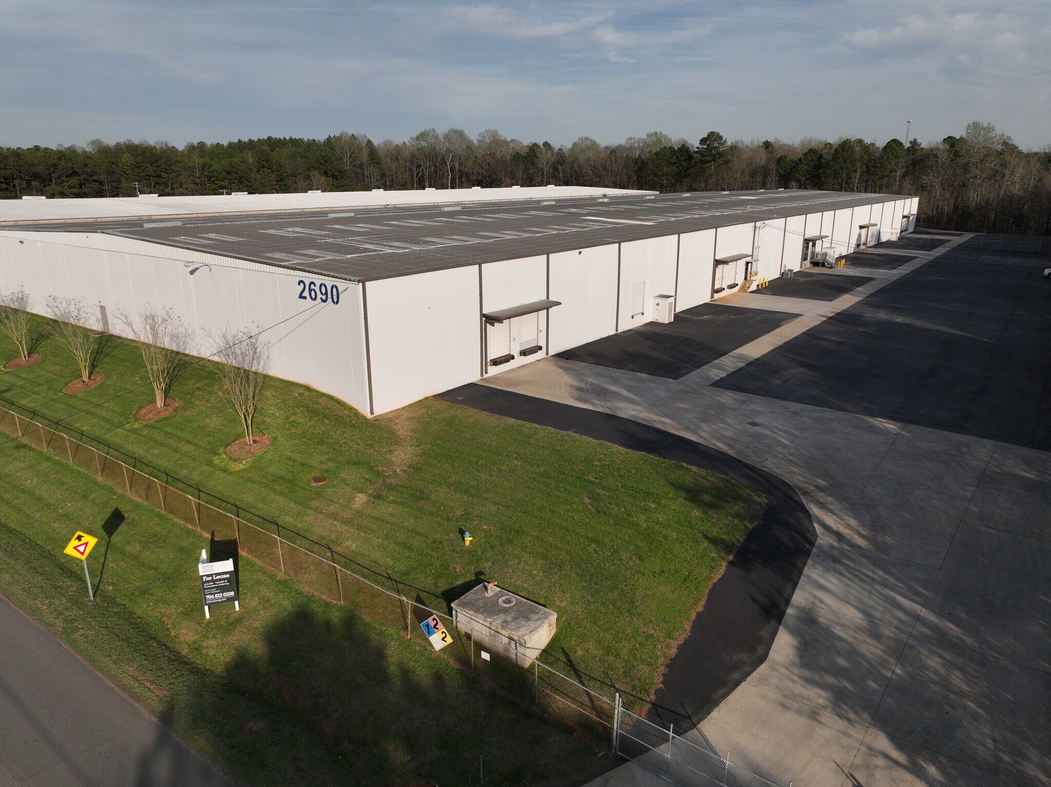 2690 Commerce Dr, Rock Hill, SC à louer Photo principale- Image 1 de 9