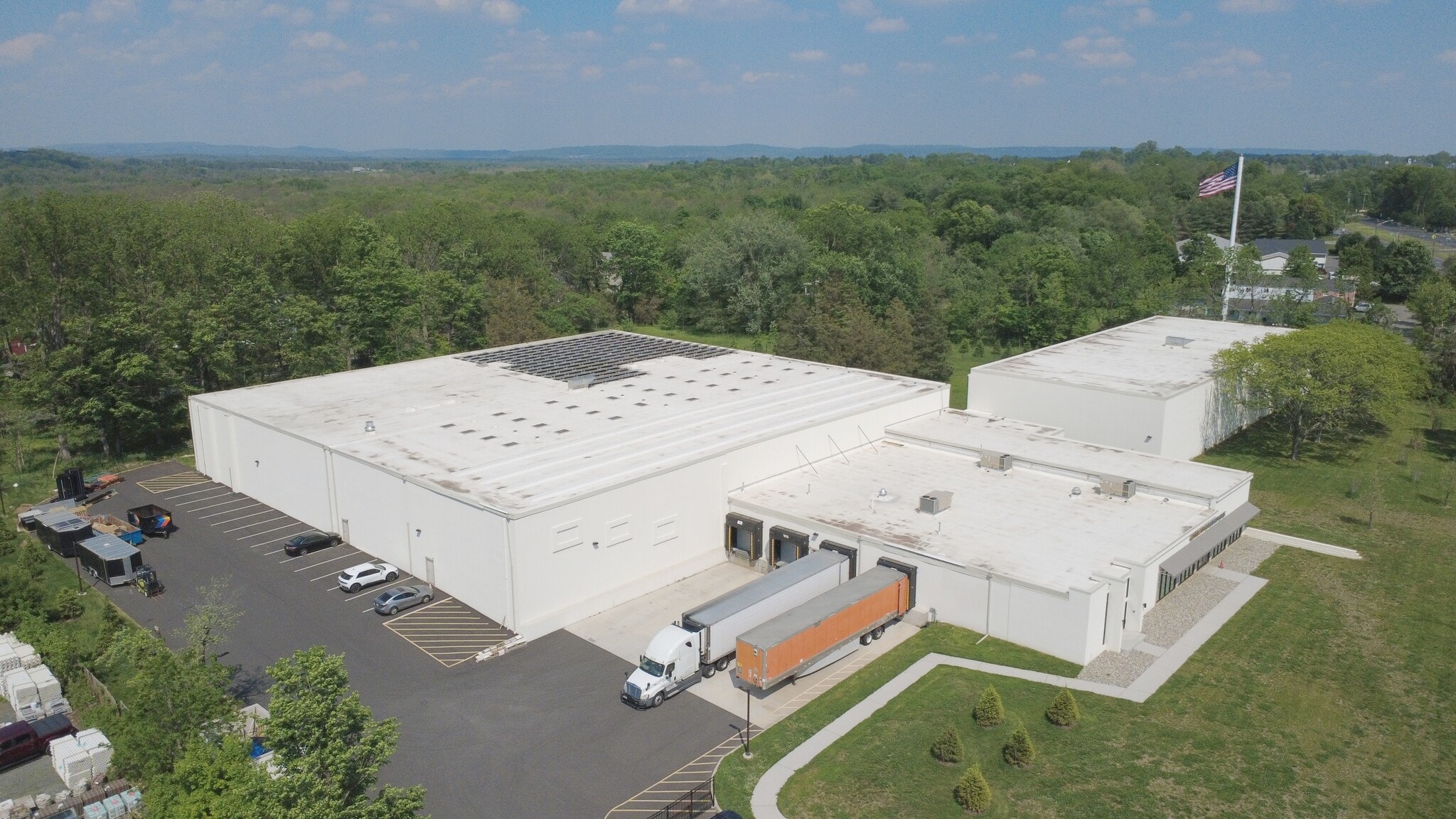 388 US Highway 22 W, Readington, NJ for lease Building Photo- Image 1 of 14