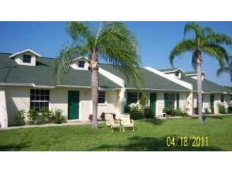 4520 SE 5th Pl, Cape Coral, FL for sale - Primary Photo - Image 1 of 1