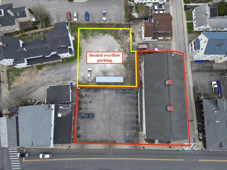 28 Market St, Warren, RI à louer - Photo du bâtiment - Image 2 de 66