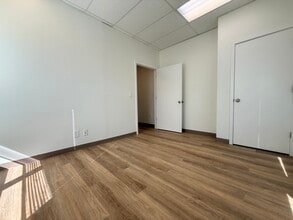 6279 W 38th Ave, Wheat Ridge, CO for lease Interior Photo- Image 2 of 13