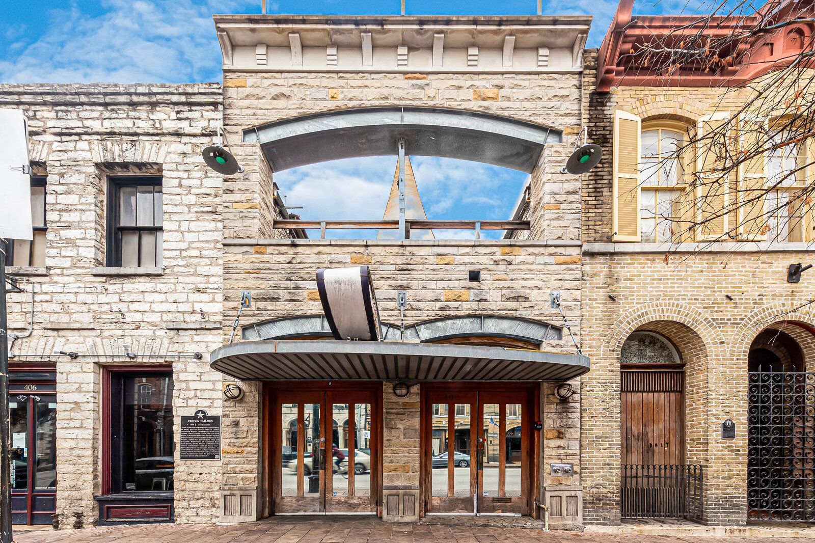 201 E 6th St, Austin, TX for lease Building Photo- Image 1 of 1