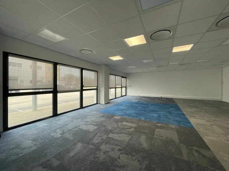 Flex dans Saint-Priest à louer - Photo intérieure - Image 3 de 38