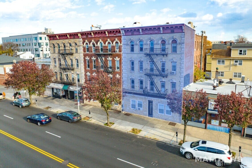 548 Avenue C, Bayonne, NJ for sale - Building Photo - Image 1 of 6