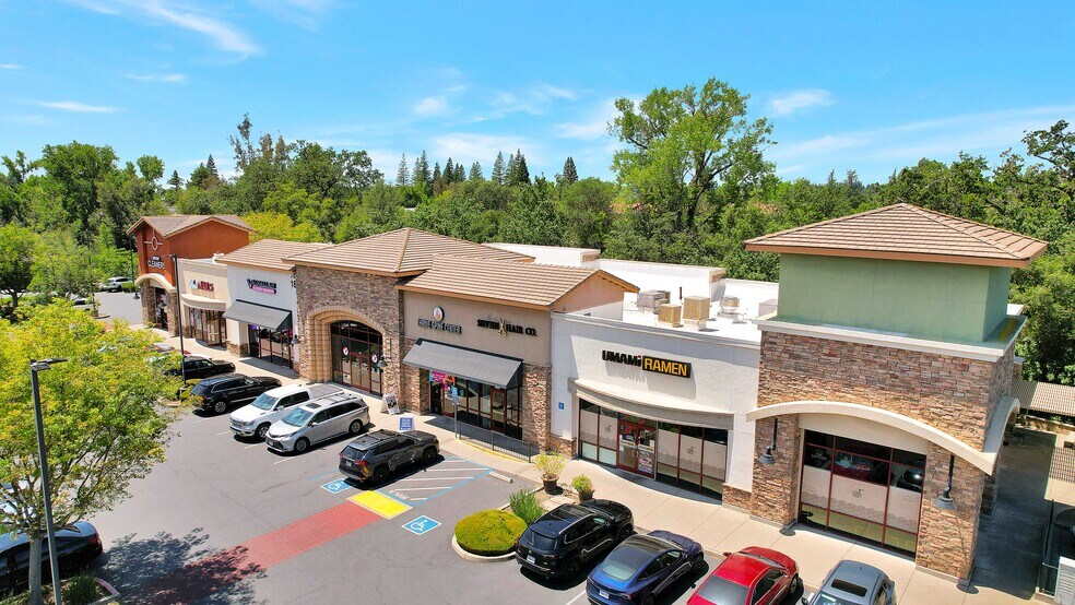 187 Blue Ravine Rd, Folsom, CA à louer - Photo du bâtiment - Image 1 de 11