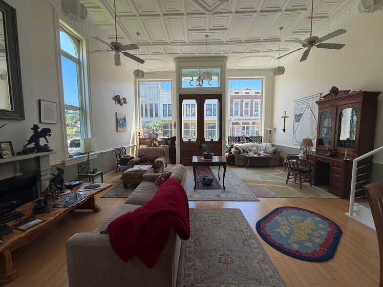 505 Main St, New Harmony, IN for sale - Building Photo - Image 3 of 10