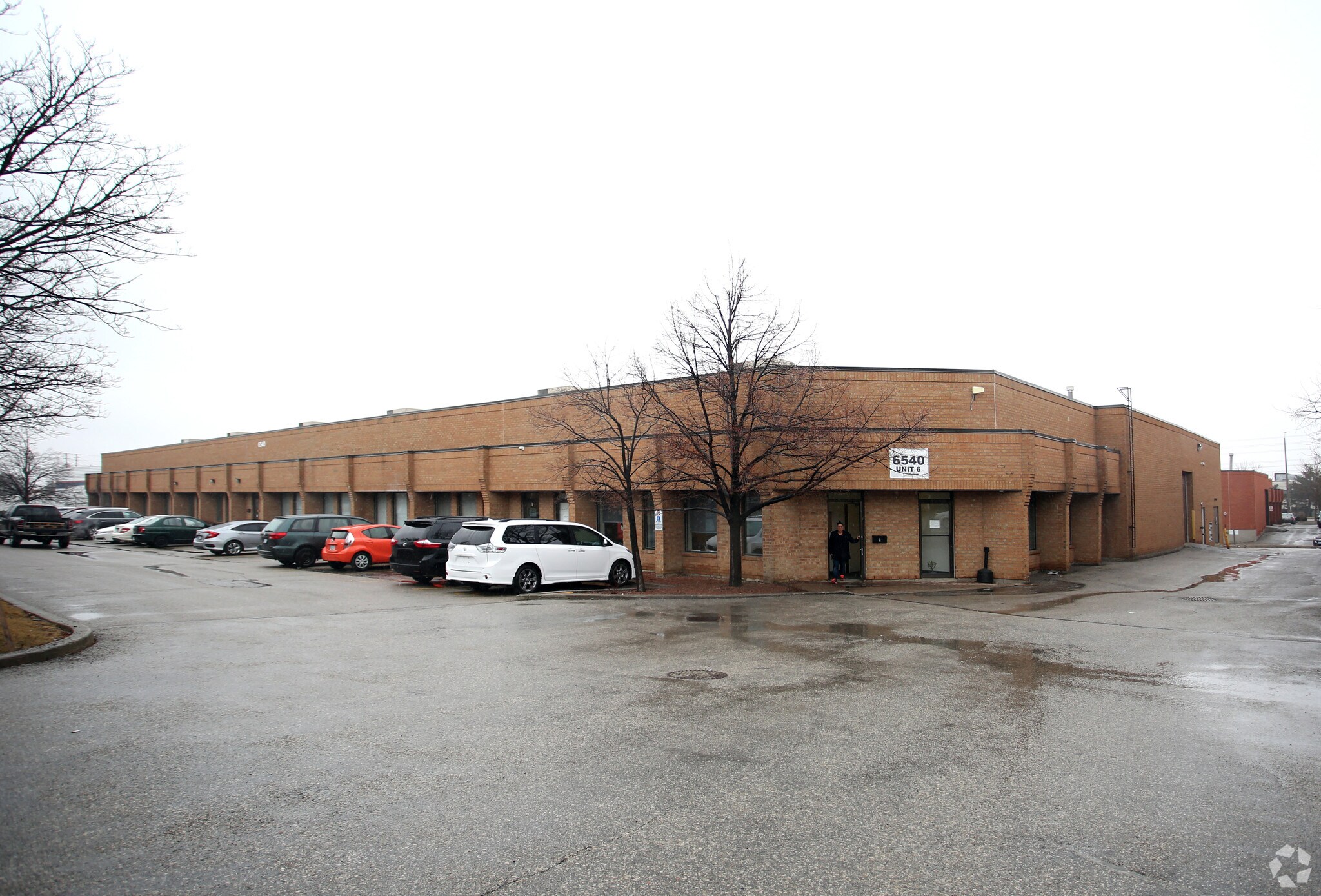 6540 Kestrel Rd, Mississauga, ON à vendre Photo principale- Image 1 de 1