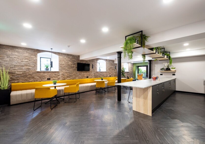 2 Anderson Pl, Edinburgh for lease - Interior Photo - Image 3 of 27