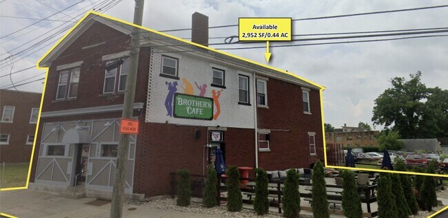 More details for 7208 Montgomery Rd, Cincinnati, OH - Retail for Sale