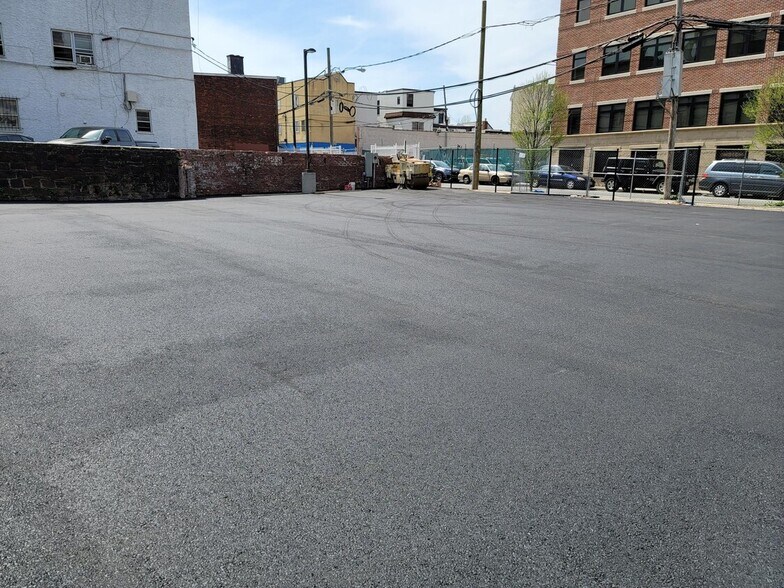 408-416 Market St, Newark, NJ à louer - Photo du bâtiment - Image 3 de 8