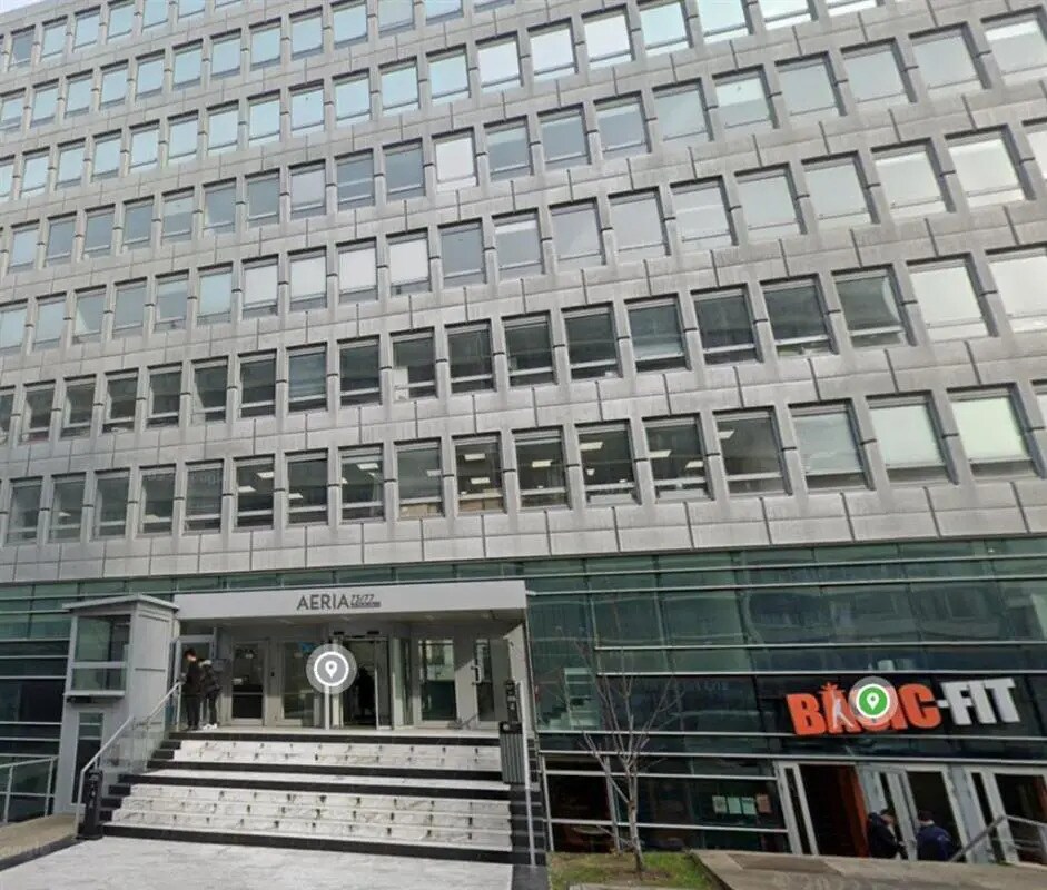 Office in Boulogne-Billancourt for lease Building Photo- Image 1 of 8