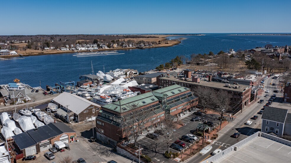58 Merrimac St, Newburyport, MA à louer - Photo du bâtiment - Image 2 de 19