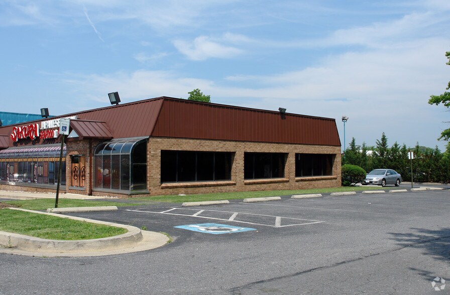 13487 Baltimore Ave, Laurel, MD à vendre - Photo du bâtiment - Image 2 de 2