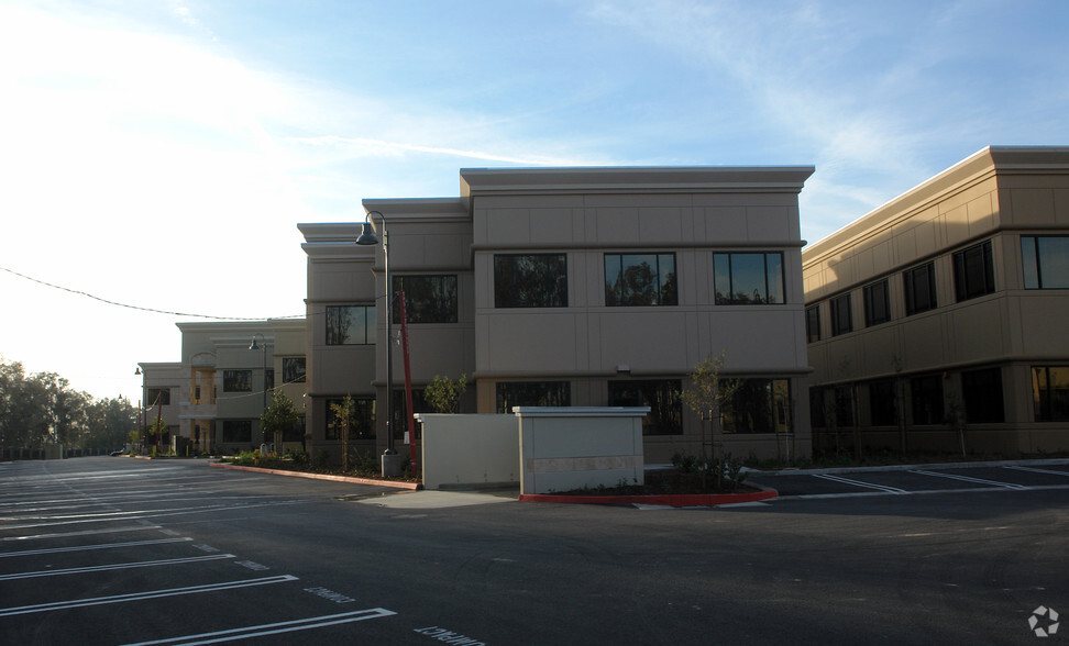 4720 Ontario Mills Pky, Ontario, CA for lease - Building Photo - Image 3 of 12