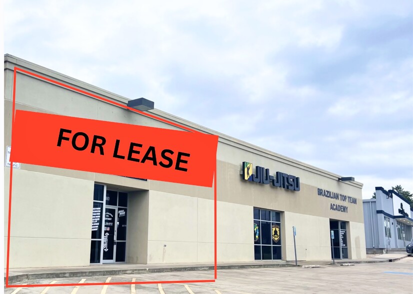 4447 Thousand Oaks, San Antonio, TX for lease - Building Photo - Image 2 of 5