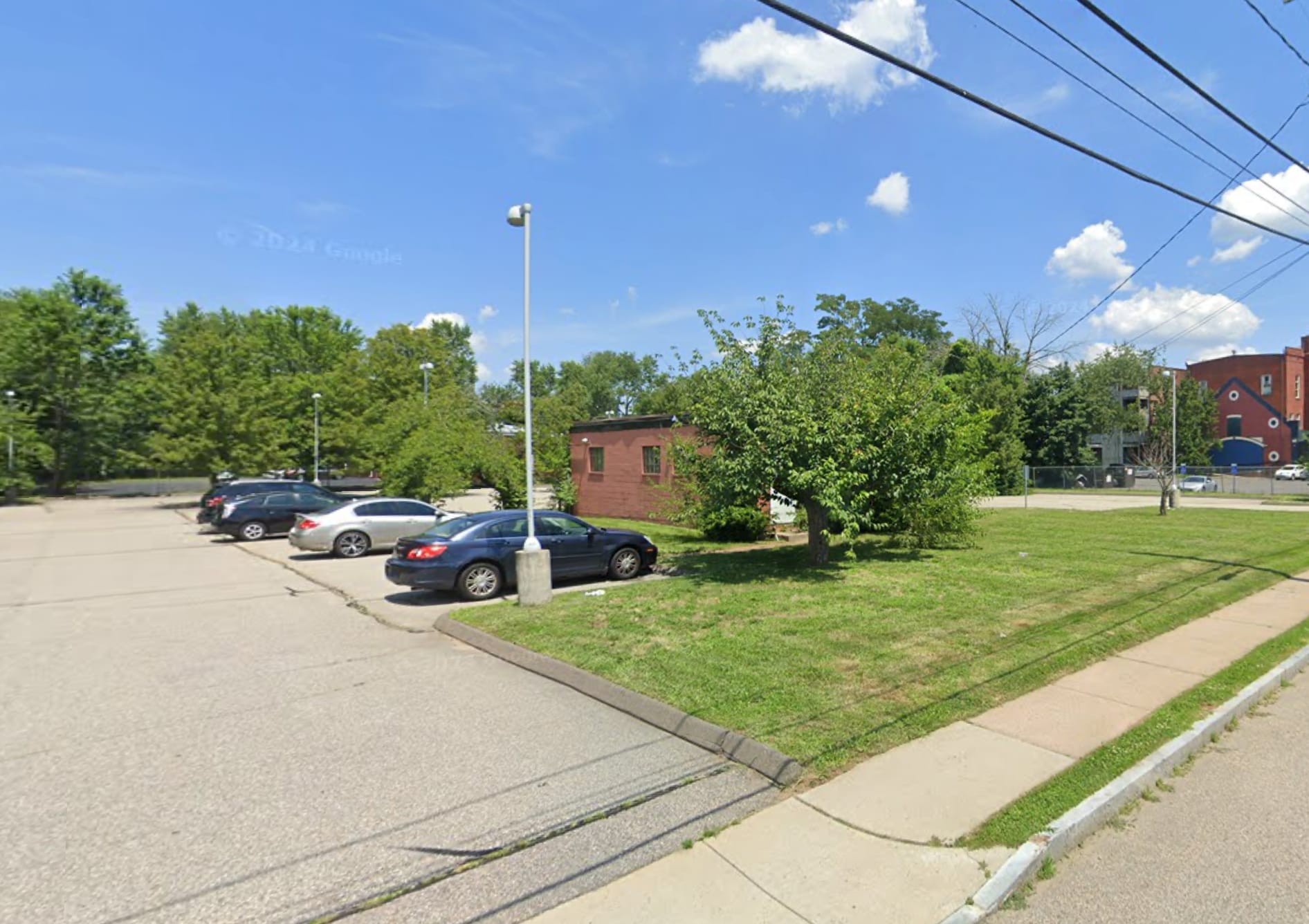 16 Orchard St, East Hartford, CT for lease Interior Photo- Image 1 of 9