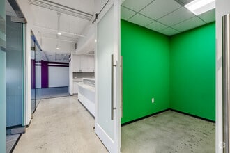 5901 W Century Blvd, Los Angeles, CA à louer Photo intérieure- Image 2 de 4