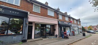 Plus de détails pour 2 Leatherhead Rd, Kingston Upon Thames - Commerce de détail à louer