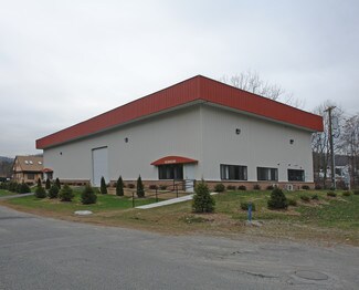 Plus de détails pour 1 Corporate Dr, Peekskill, NY - Industriel à louer