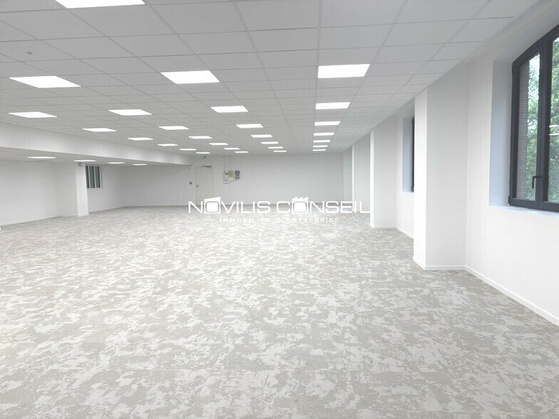 Office in Toulouse for lease - Interior Photo - Image 3 of 7