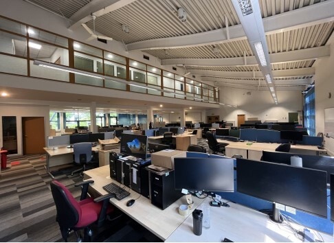 Third Ave, Burton On Trent for lease Interior Photo- Image 1 of 1